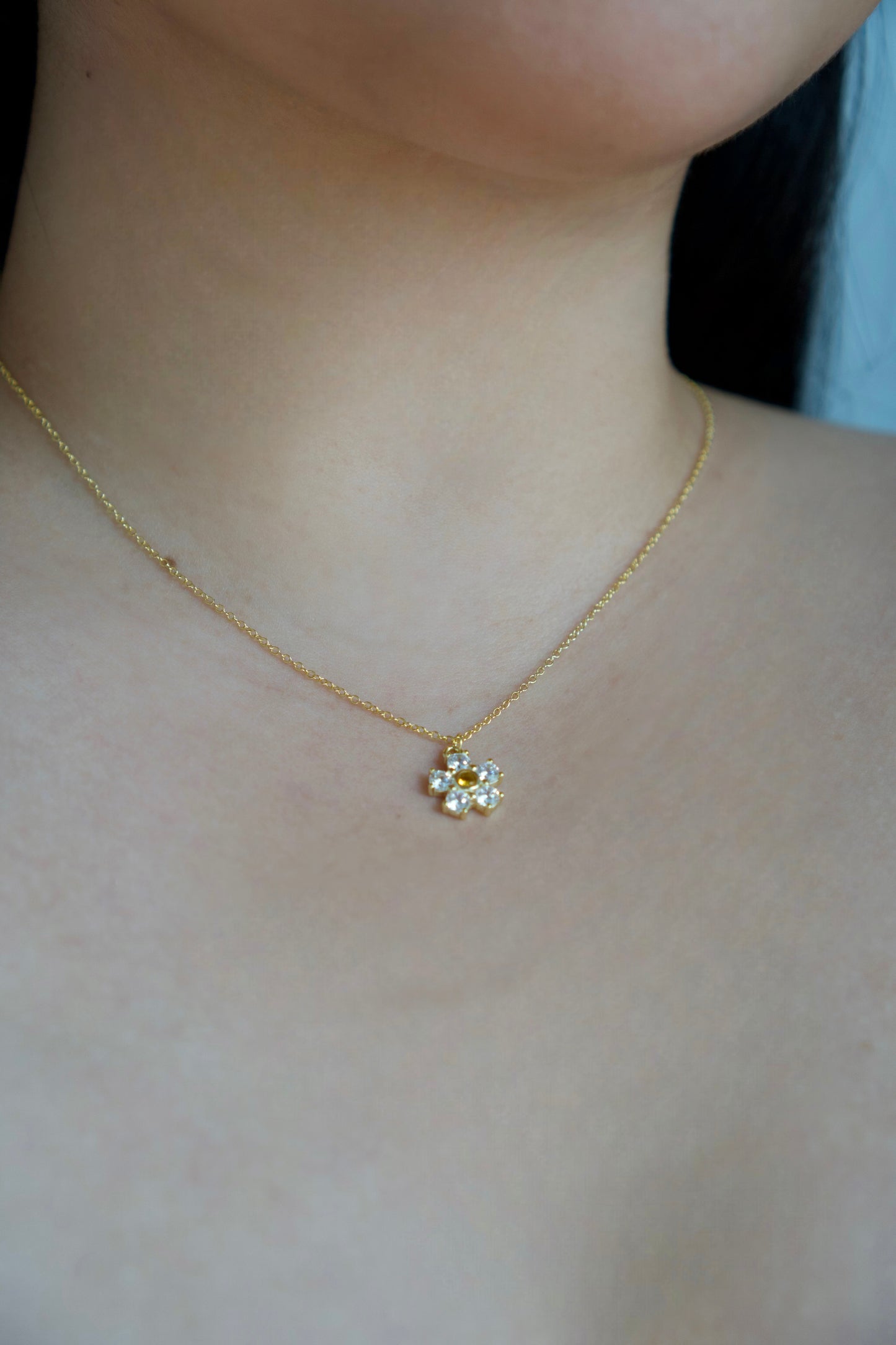 Daisy Gold Necklace