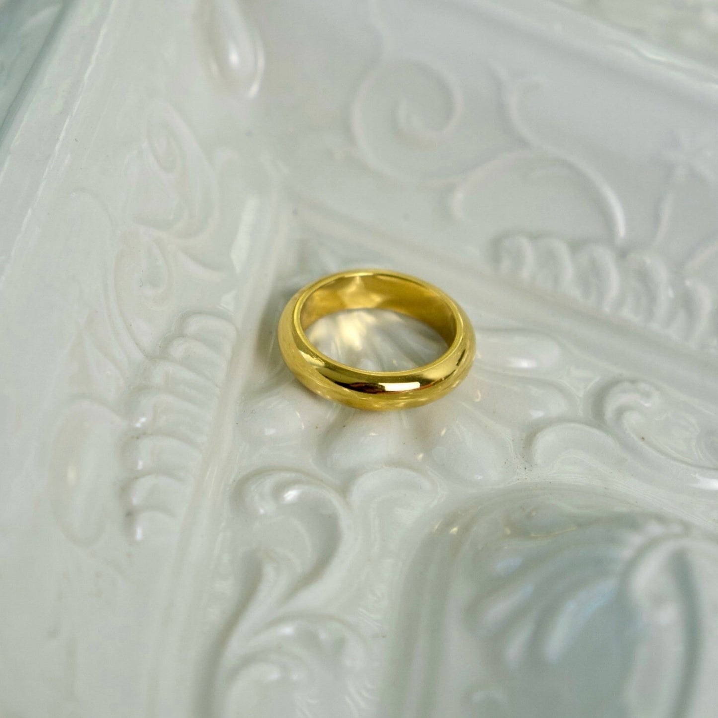 Plain 5mm Gold Band