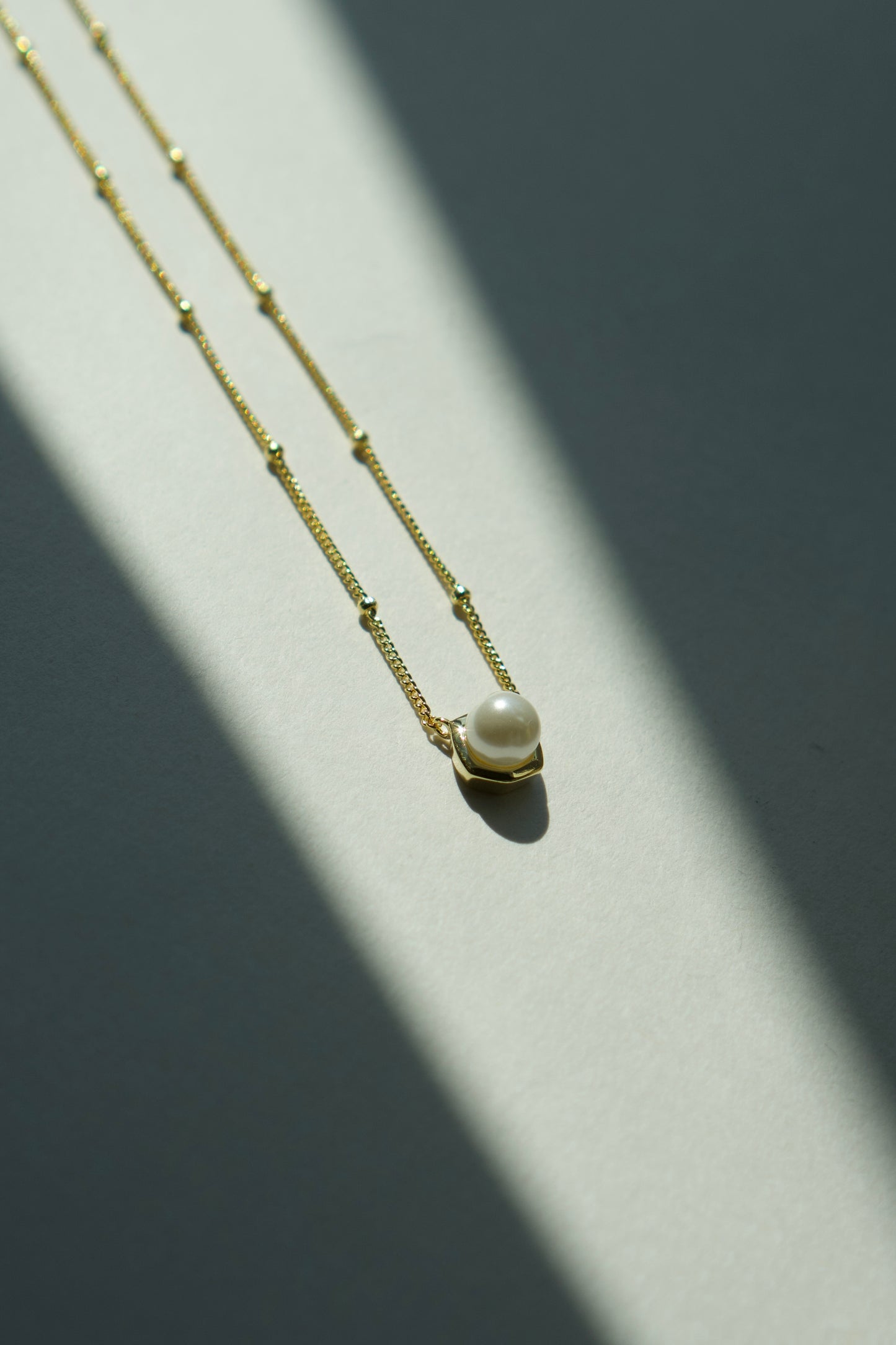 Sweet Pearl Gold Necklace