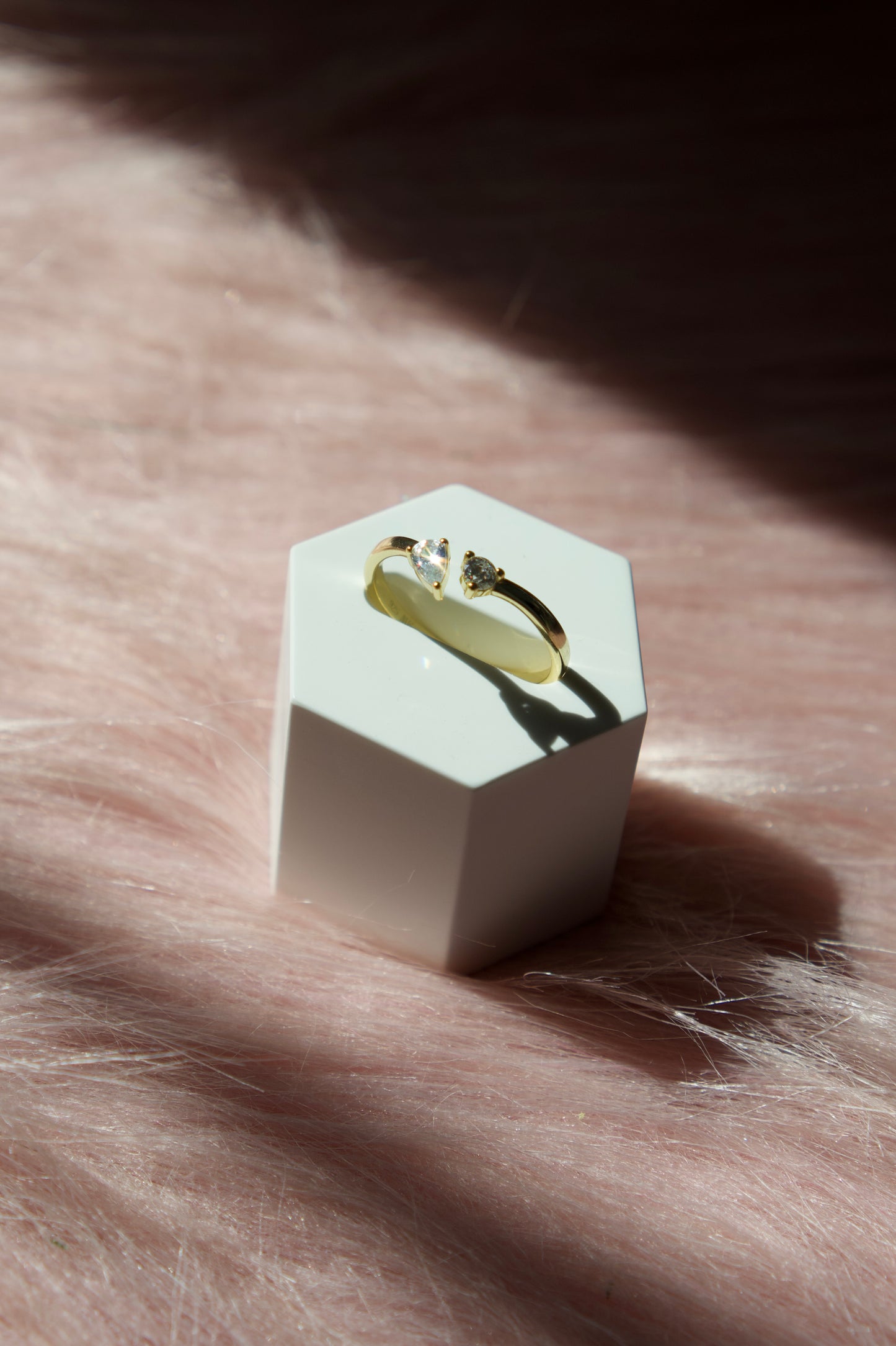 Nova Gold Ring