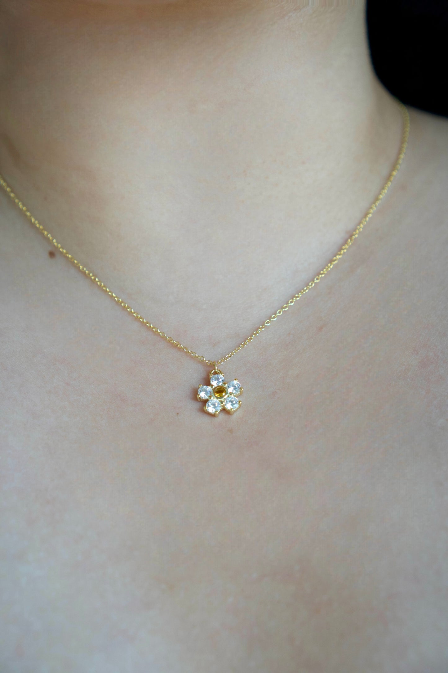 Daisy Gold Necklace