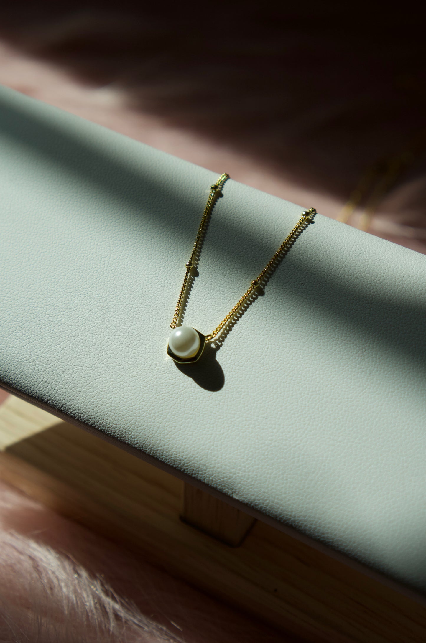 Sweet Pearl Gold Necklace