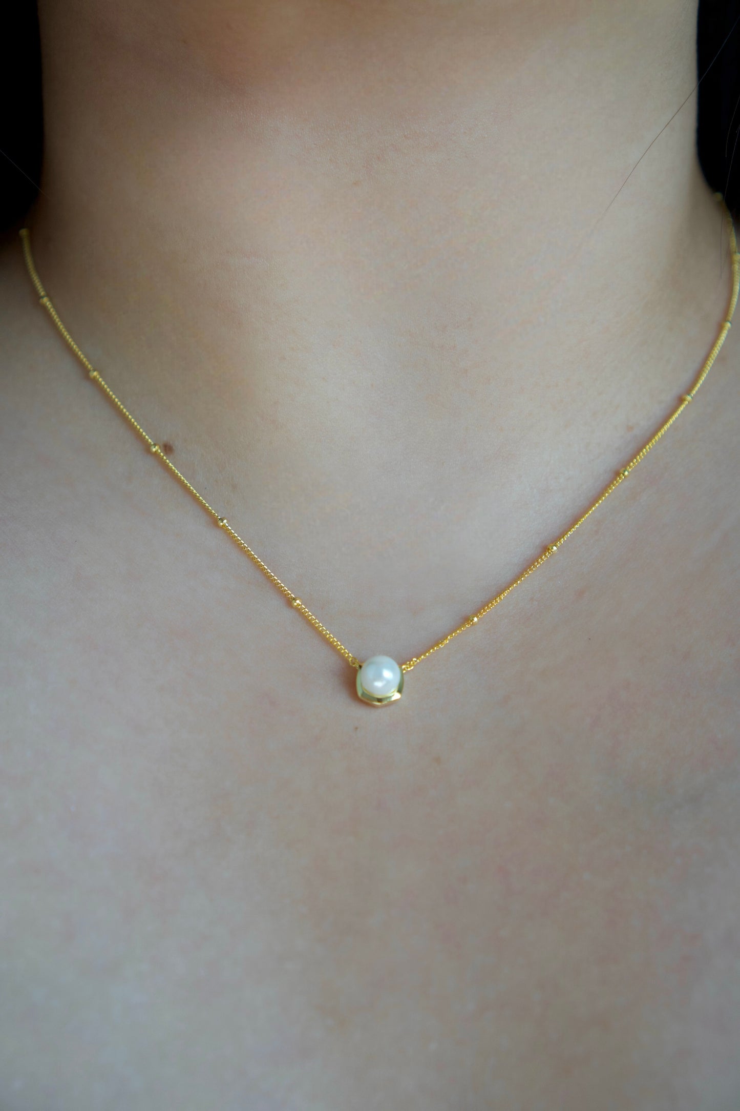 Sweet Pearl Gold Necklace